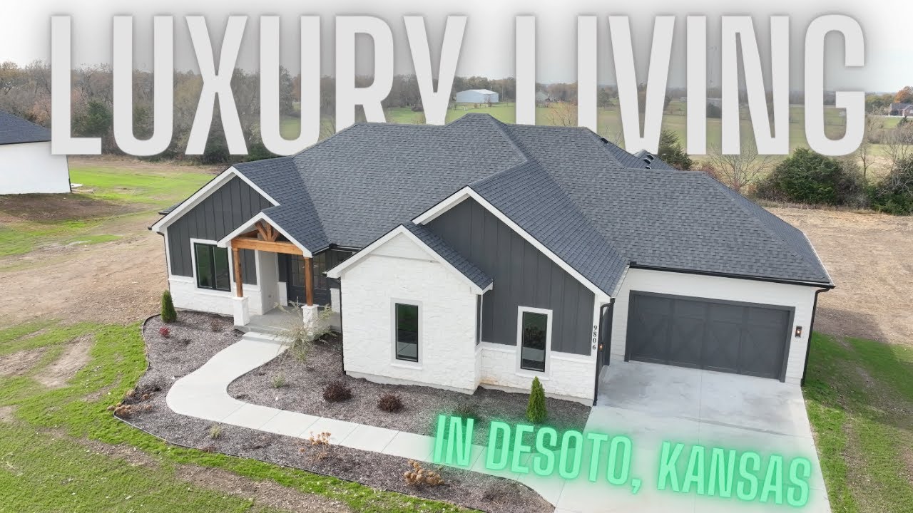 Stunning House in DeSoto, Kansas for $1 Million | Living in Kansas City | Kansas City Home Tour