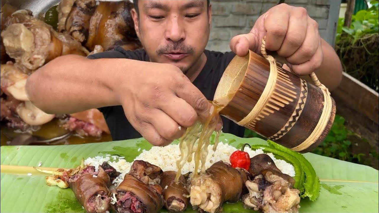 Pure Naga style zero oil buffalo tail and leg soup // authentic Naga dish.
