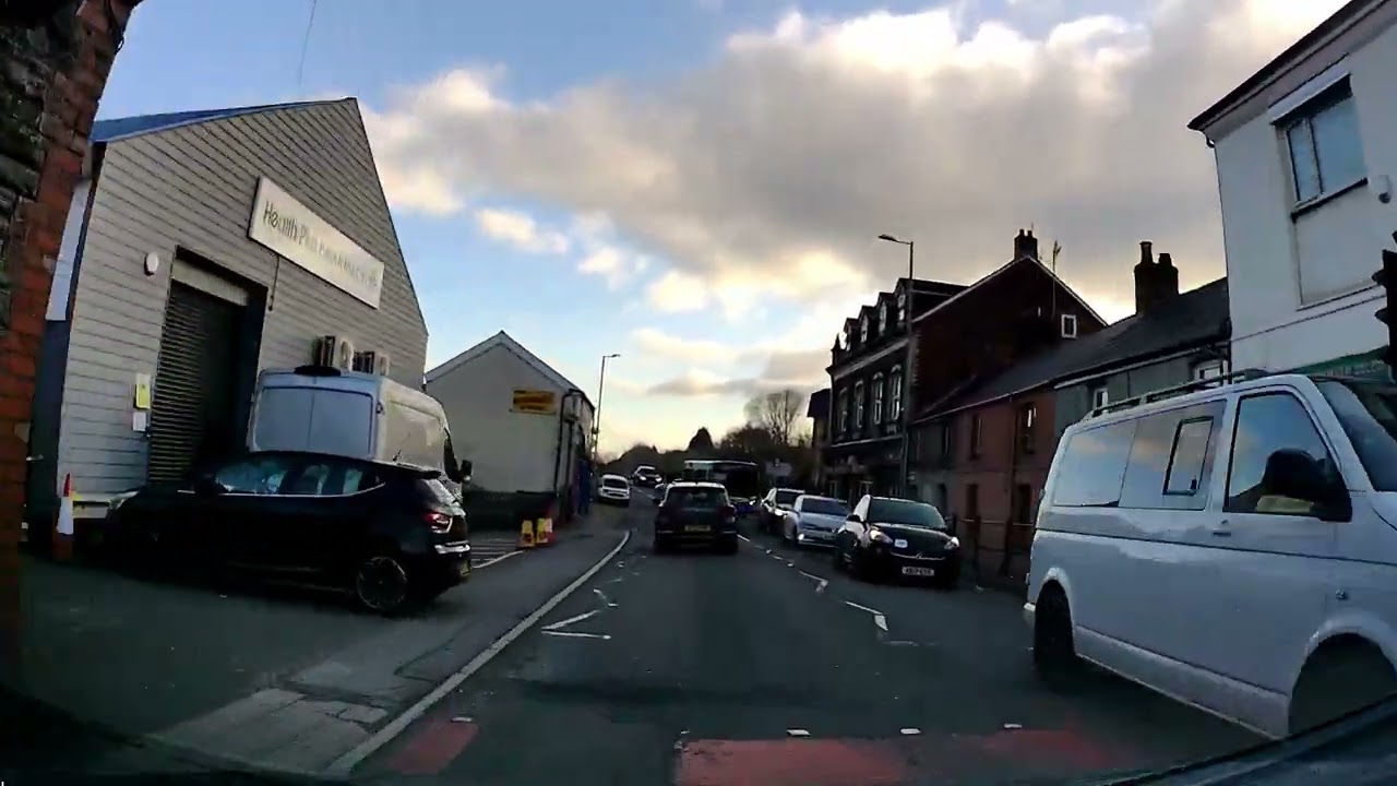 Dash Cam Drive: Pen‑Ffordd‑Goch to Blaenavon, Pontypool & Cwmbran (Dec 2025)