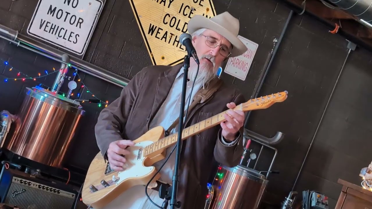 Andy Brown w Dave McNeir,Mel Rider,Randy Pietro n Jim Rennier at the Old Tascosa Brewing Co Jam 2-22