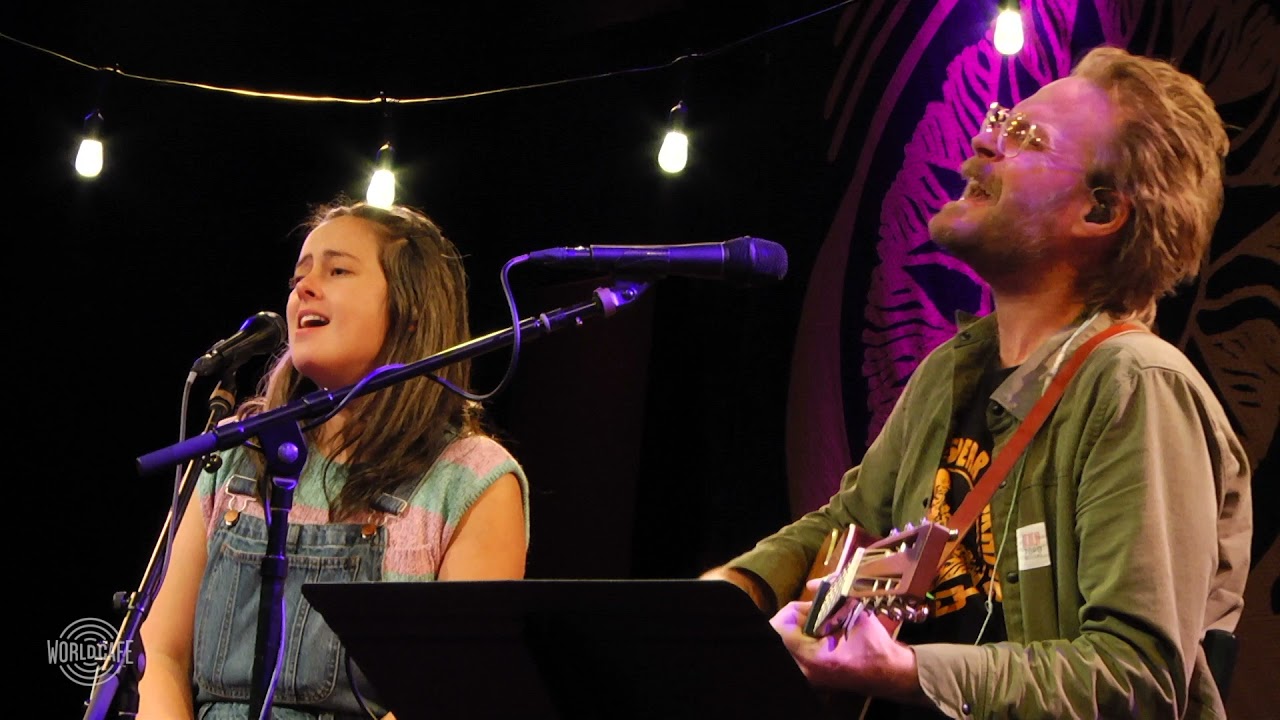 Hiss Golden Messenger - 