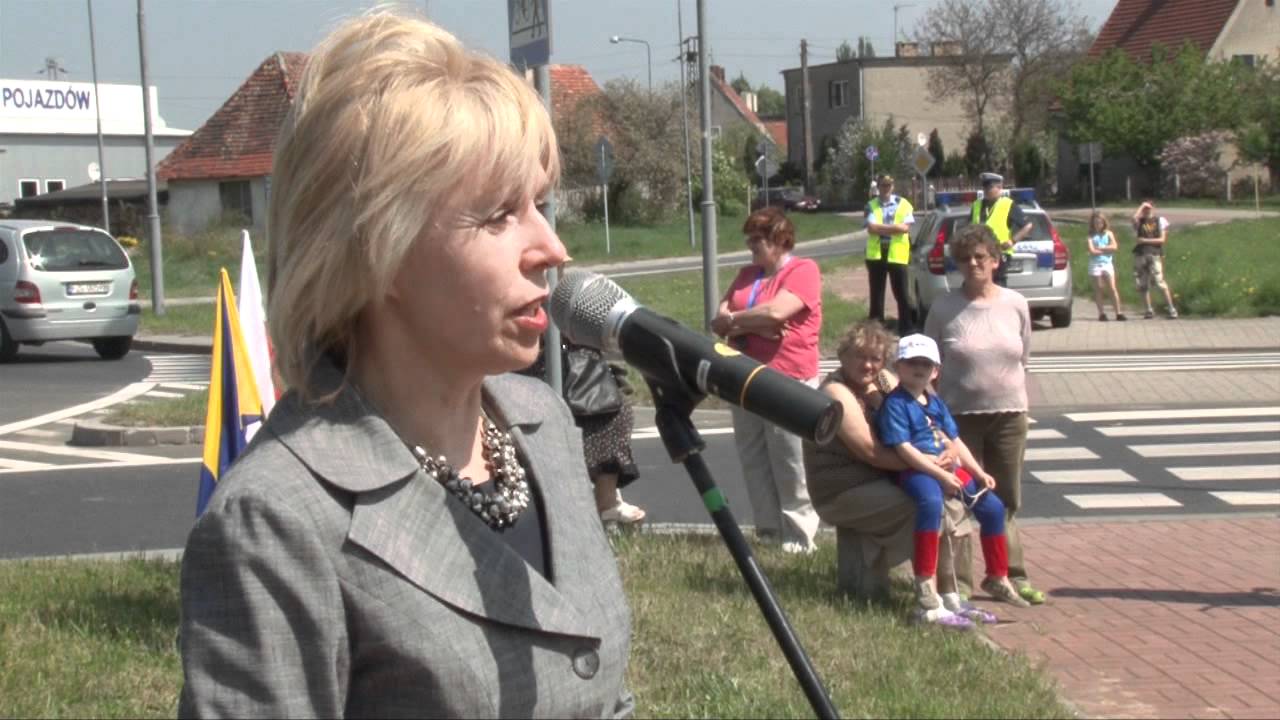 Nadanie rondu w Żarach imienia im. 42. Pułku Zmechanizowanego
