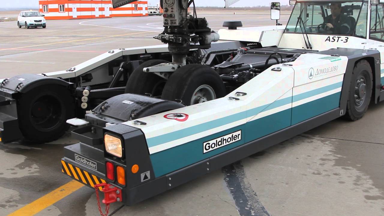 Безводильный тягач Goldhofer AST-3