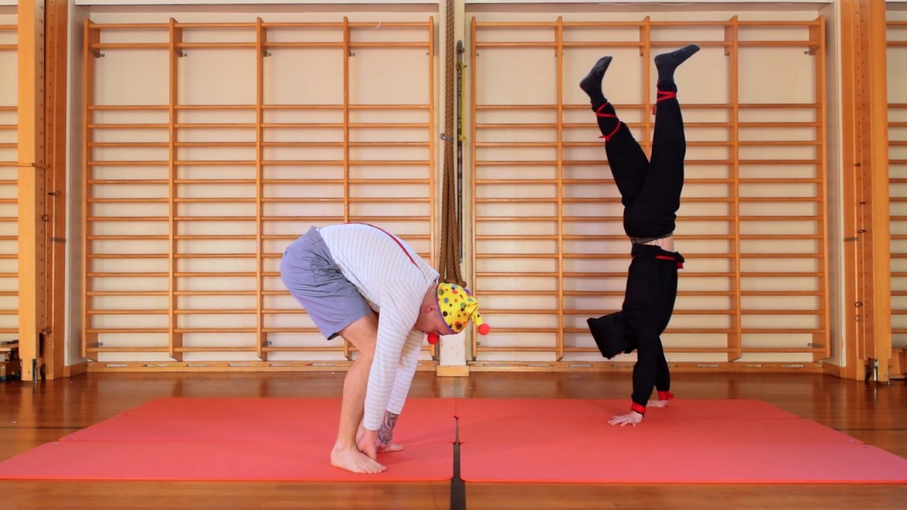 LÆR Å GÅ PÅ HENDA MED WILMER & NINJA