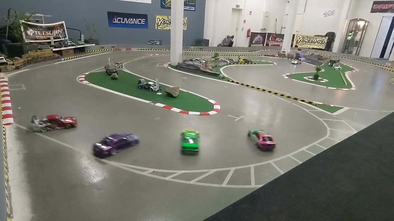 RC Drift @ TanoshiCircuit #rhinoracing #yokomo
