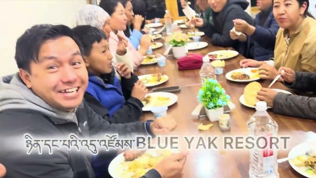 Ama Jetsun Pema la massage to TCV Ladakh  2000 Batch.