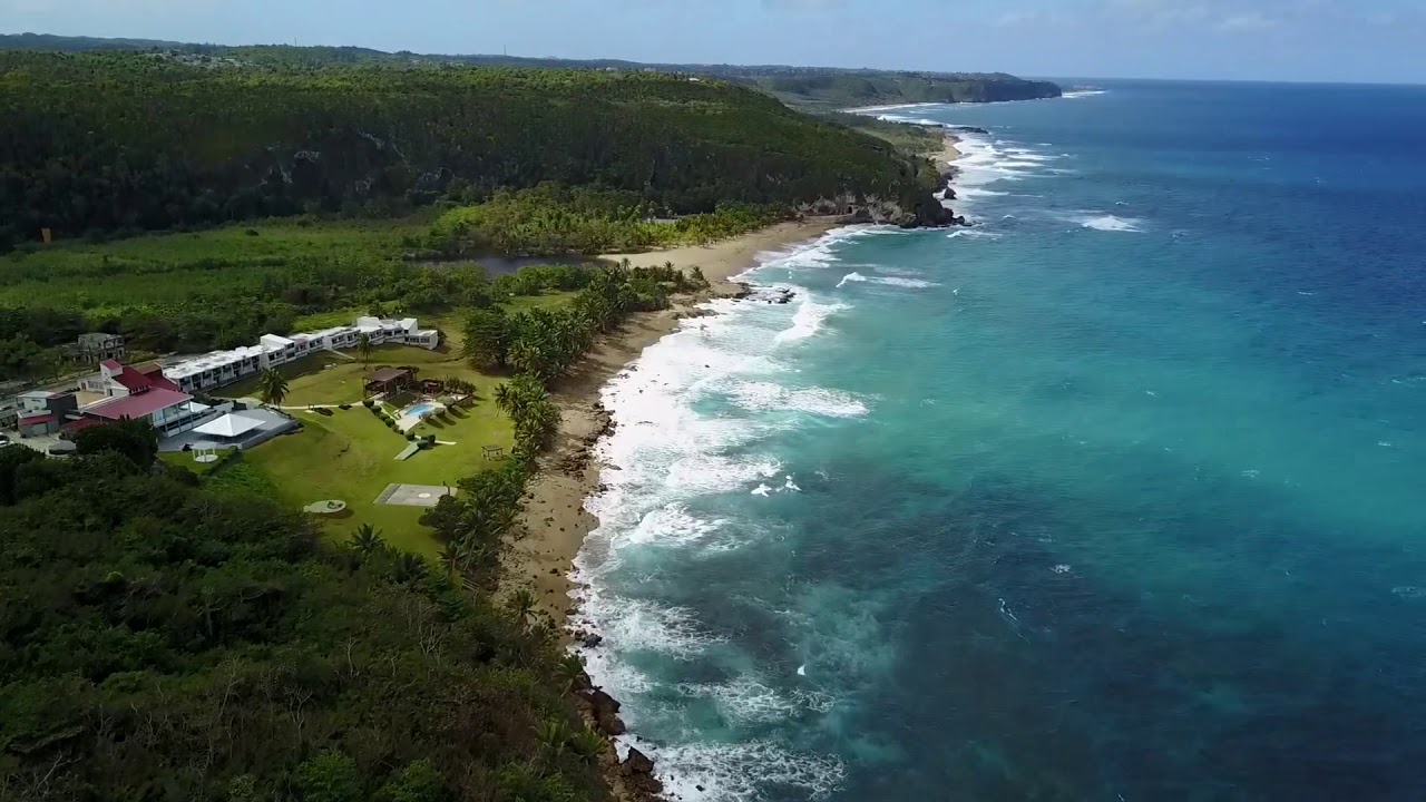 Puerto Rico: Playa Guajataca, Quebradillas