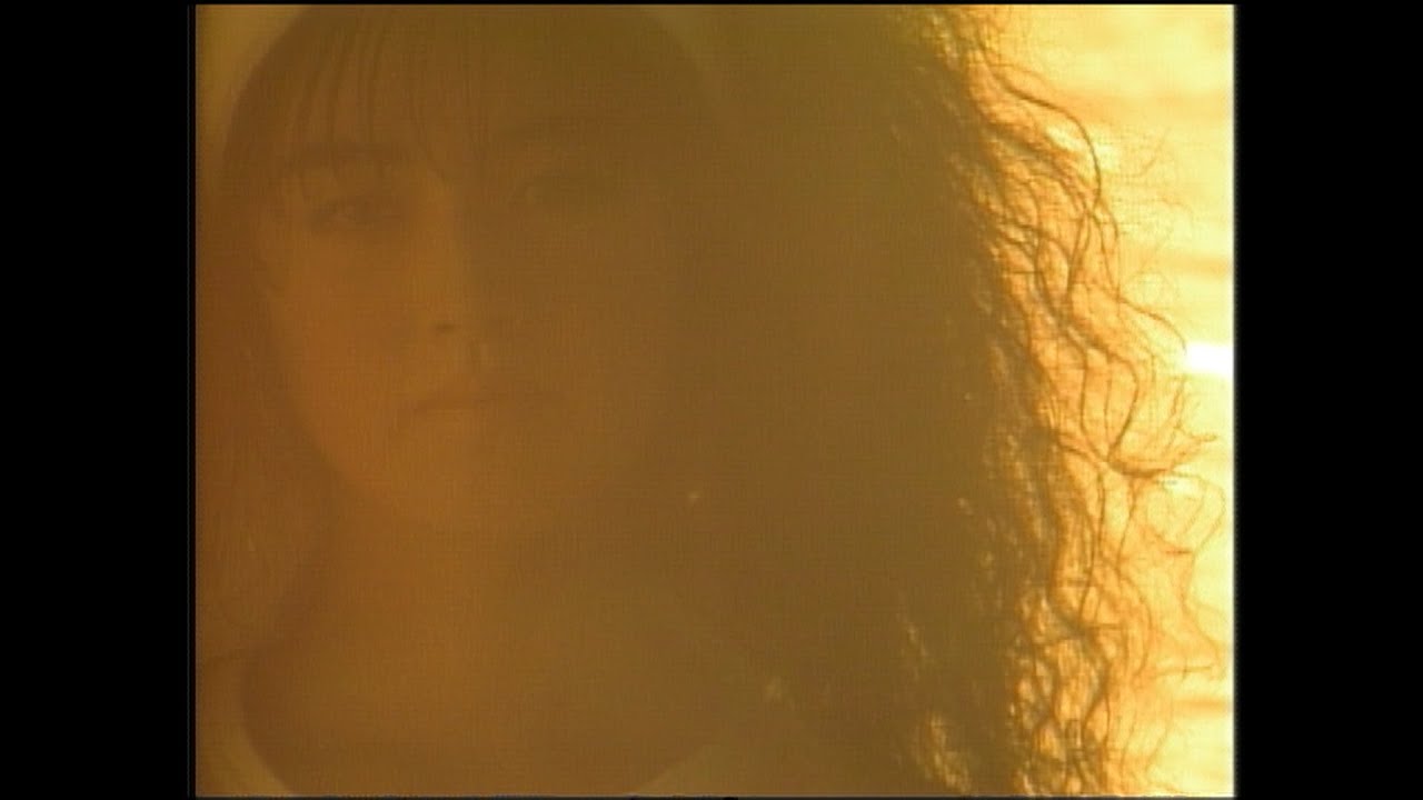 高岡早紀 - 恋はいつも愚かなもの (Music Video)