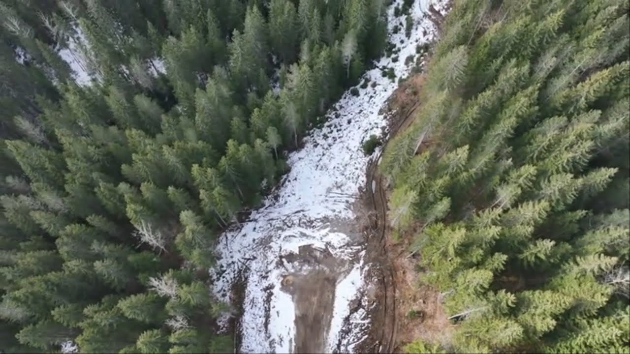 Drvar i Istočni Drvar - dijeli ih međuentitetska linija i kilometri makadama