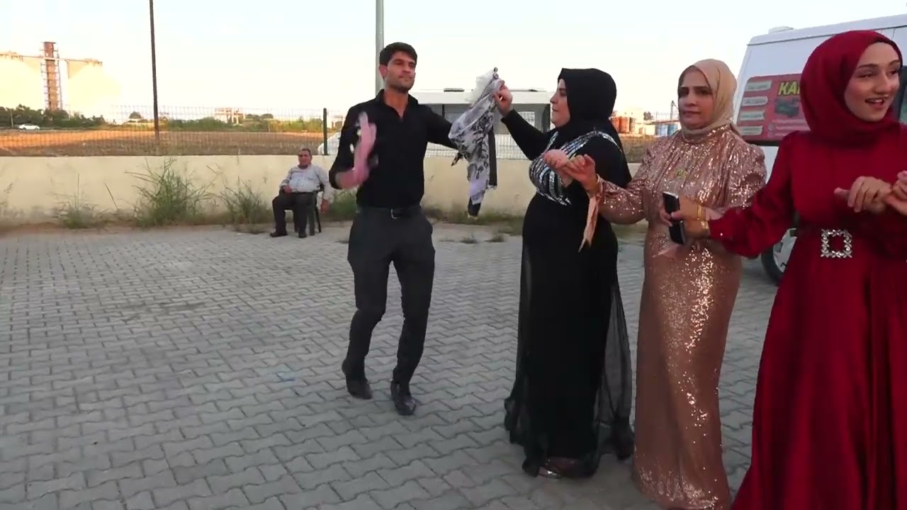 SÖĞÜTLÜ MIÇEY FARKIYLA KADİR VE ALEYNANIN KINASI 1