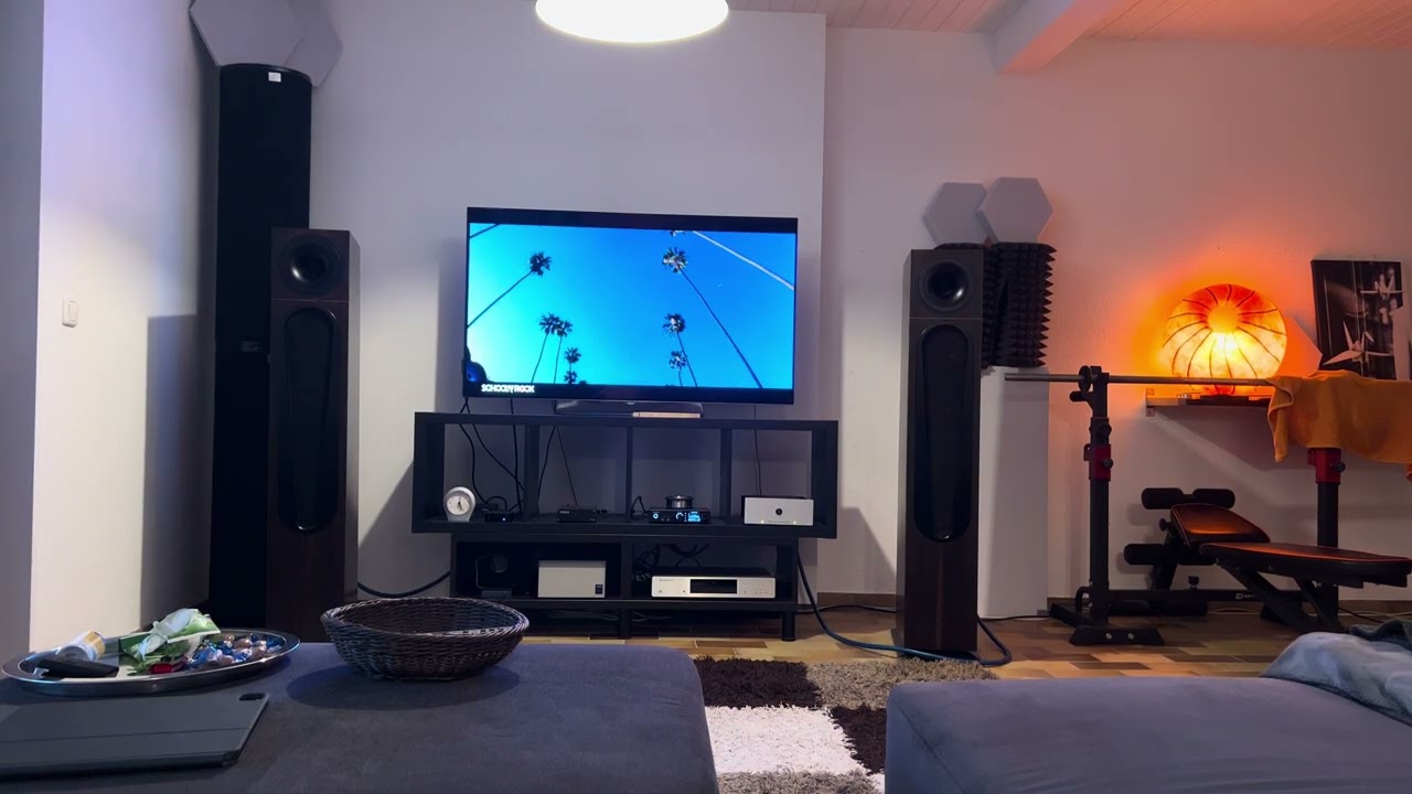 Pass ACA 7Watt Class A Power Amp playing @ 99dB volume