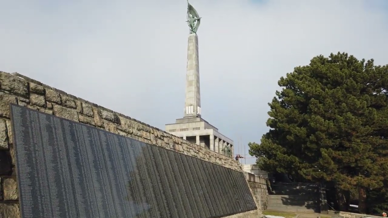 Bratislava Slavin Memorial 4K Walk