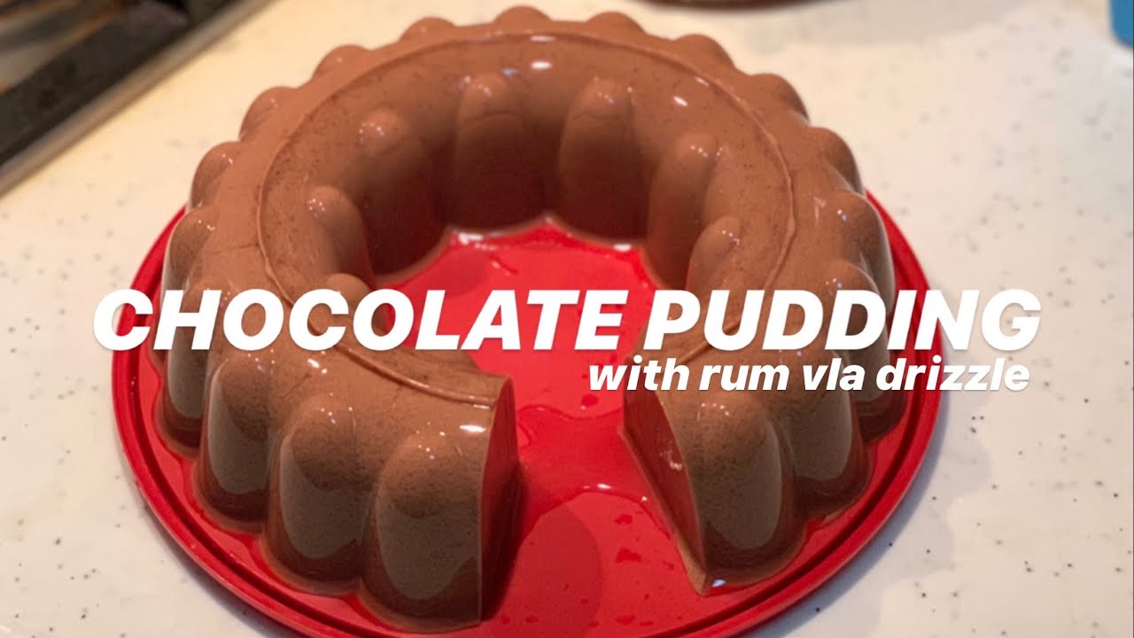 CHOCOLATE PUDDING with rum vla drizzle