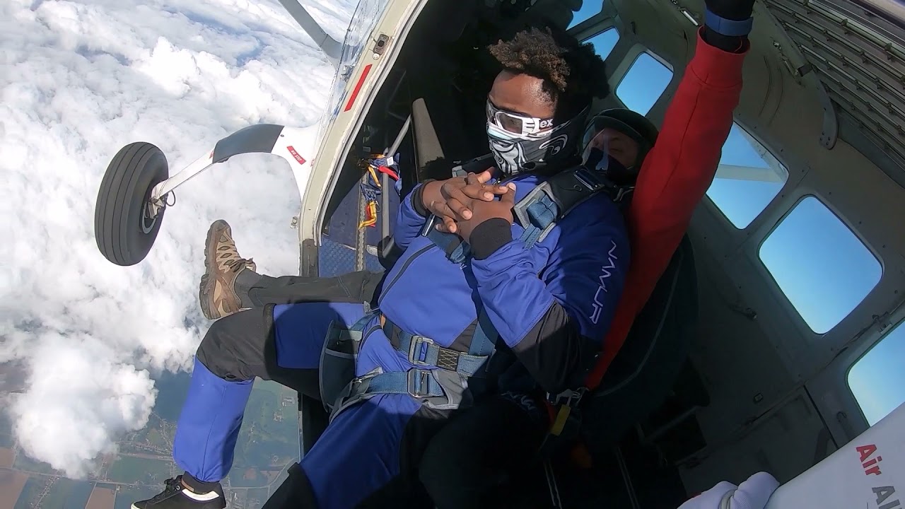 parachute video with the Fly Boyz krew