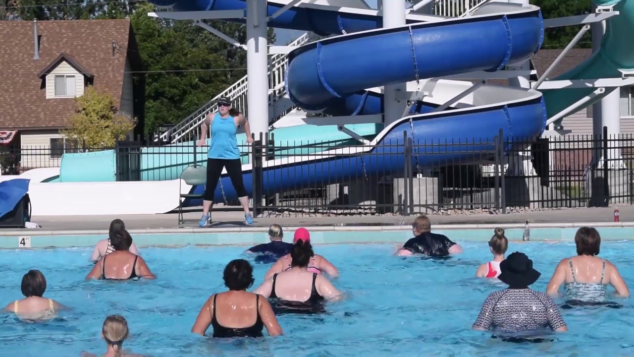 Aqua Zumba Let's Go (Warm up)