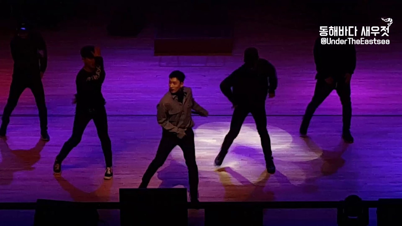 [Fancam] 161220 은혁(Eunhyuk) 원주 군악연주회 Uptown Funk