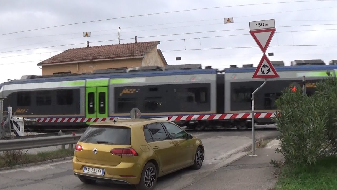 Passaggio a livello Perugia San Sisto//level crossing