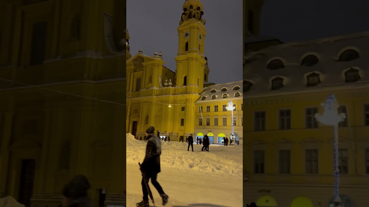 📍Munich Night view with snow fall 🫣❤️| #germany #snowfall #night #europechalenhum #ytshorts #yt