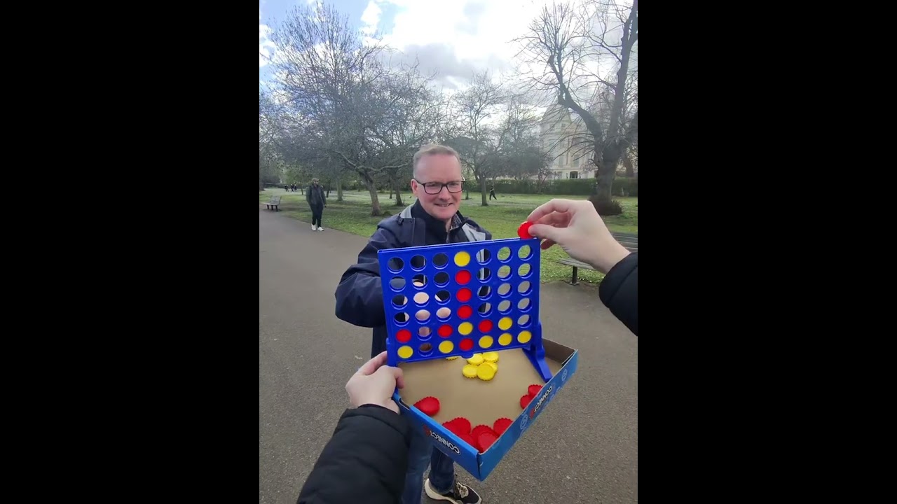 Playing random people at connect 4 #connect4 #game #public