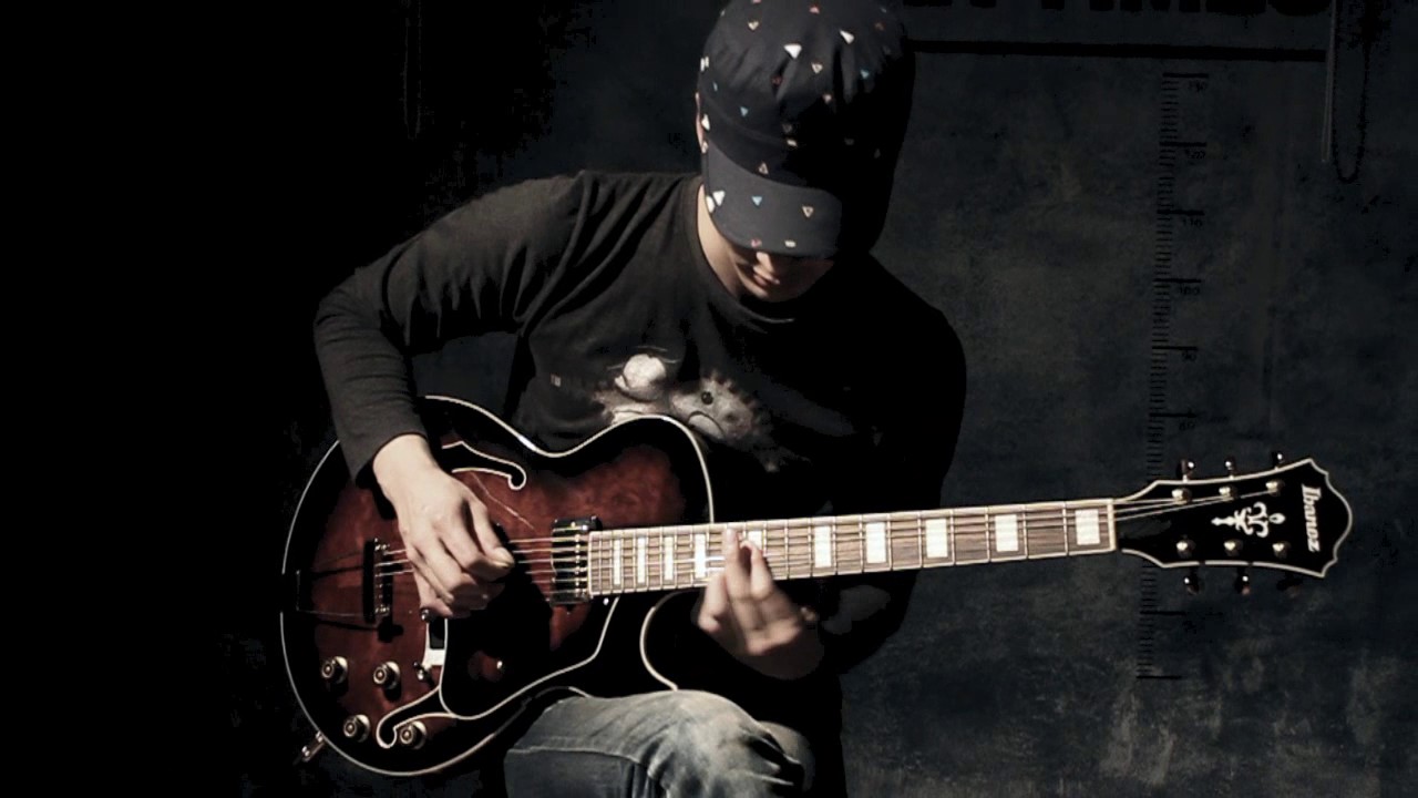 play Ibanez 일렉기타 AG95