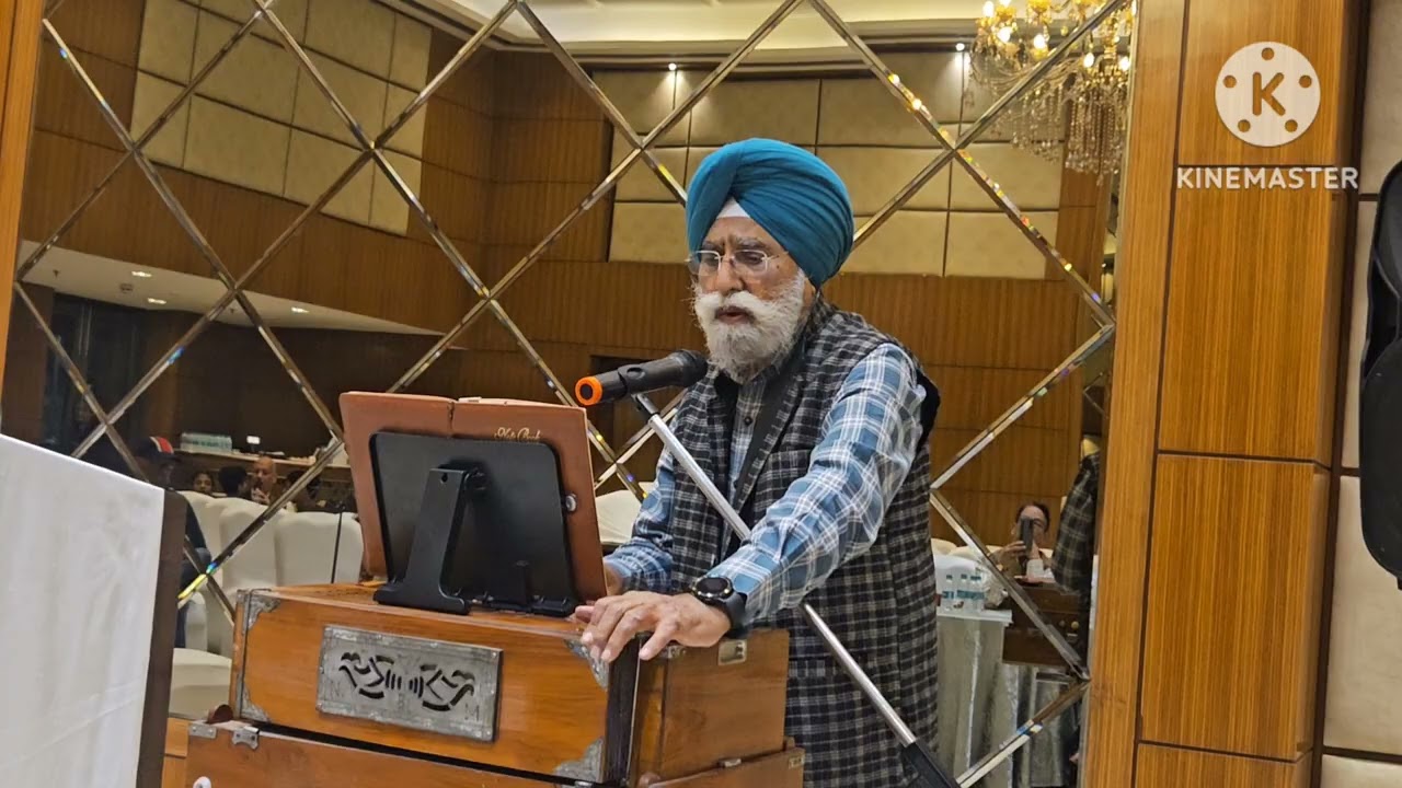 Tumko Dekha To Ye Khyal Aaya sung by Manjit Saggu