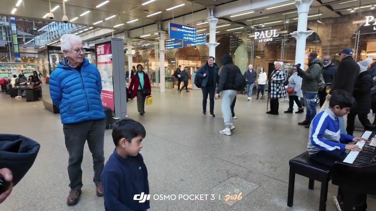 I played the piano at the ST Pancras station!
