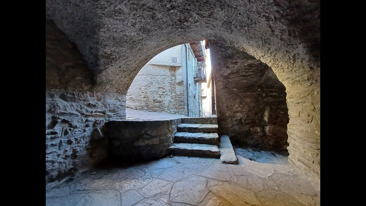 Perloz (AO) - Borgo