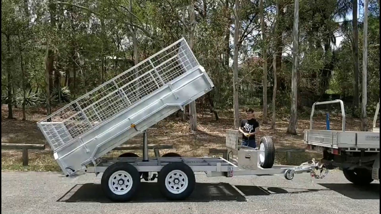 Hydraulic tipper trailer