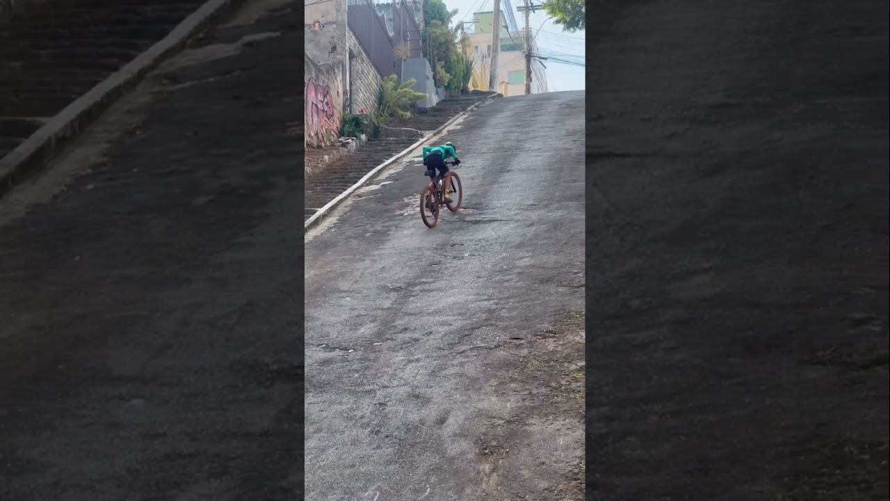 Treino de subida de bike MTB