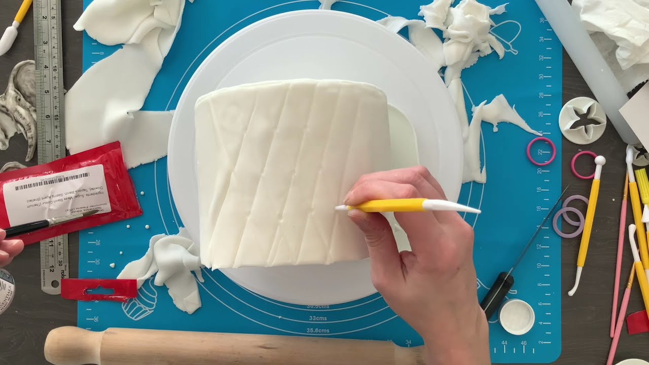 Level 1 Cake Decorating Fondant Icing