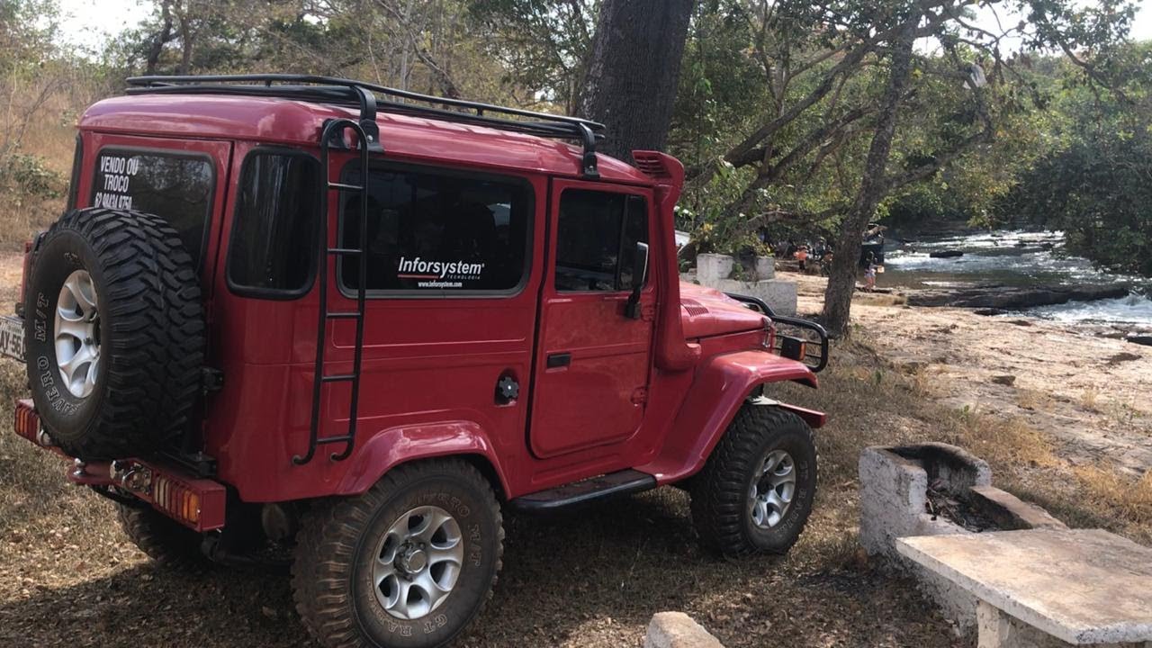 Toyota Bandeirante no encontro dos Toyoteiros de Goi&aacute;s