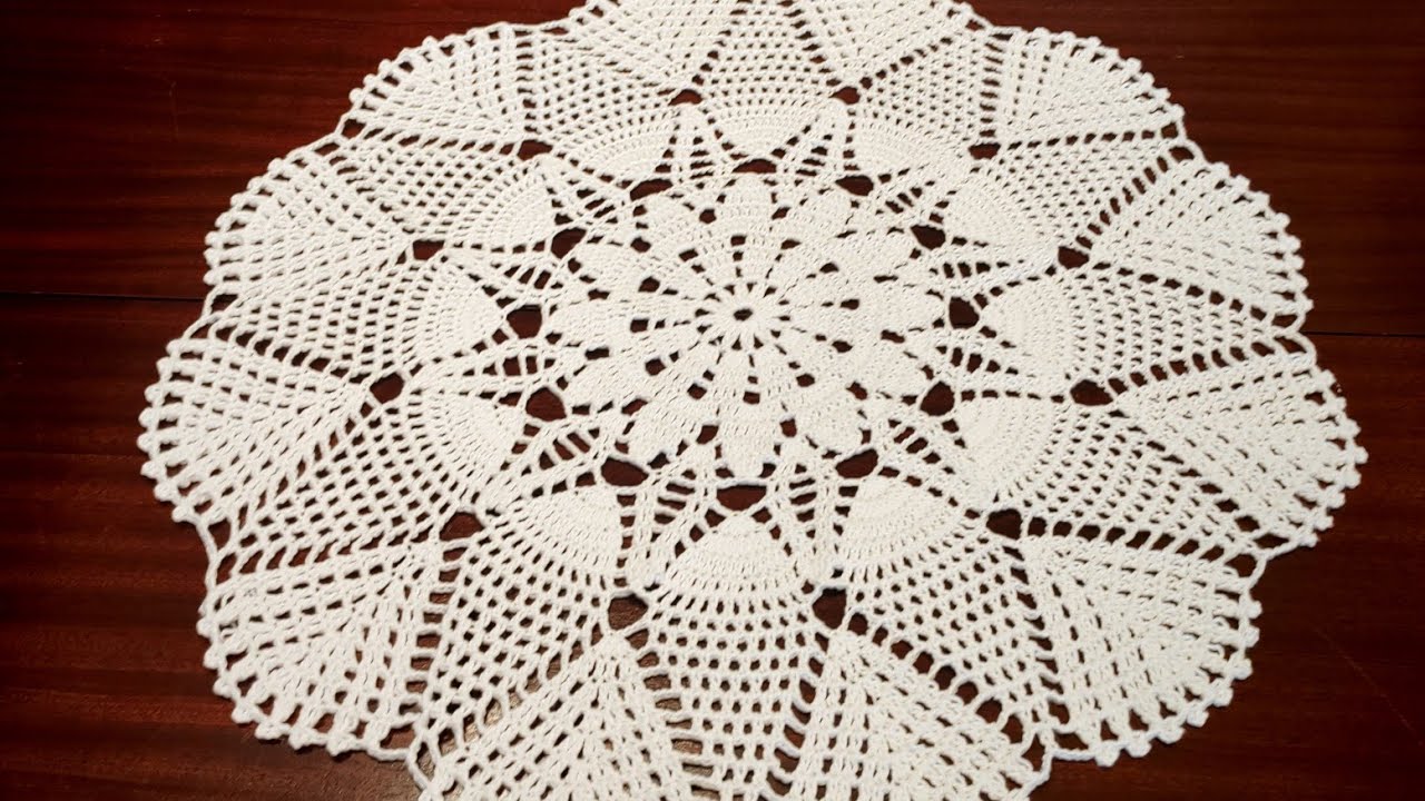 Crochet Vintage Pineapple Doily