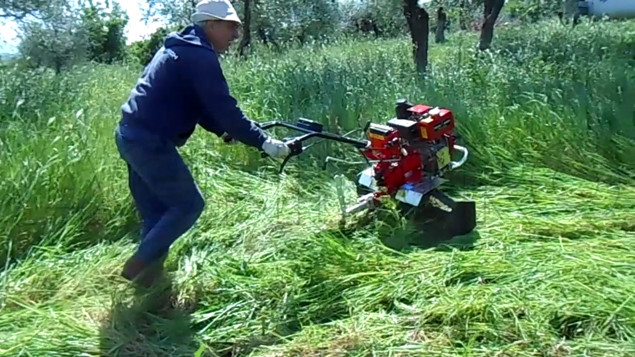 Funzionamento della  motozappa DS94 con rulli tagliaerba