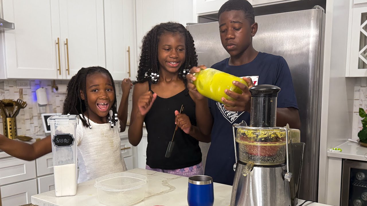 OMG! Look who in the kitchen making lemonade🤦🏾‍♂️