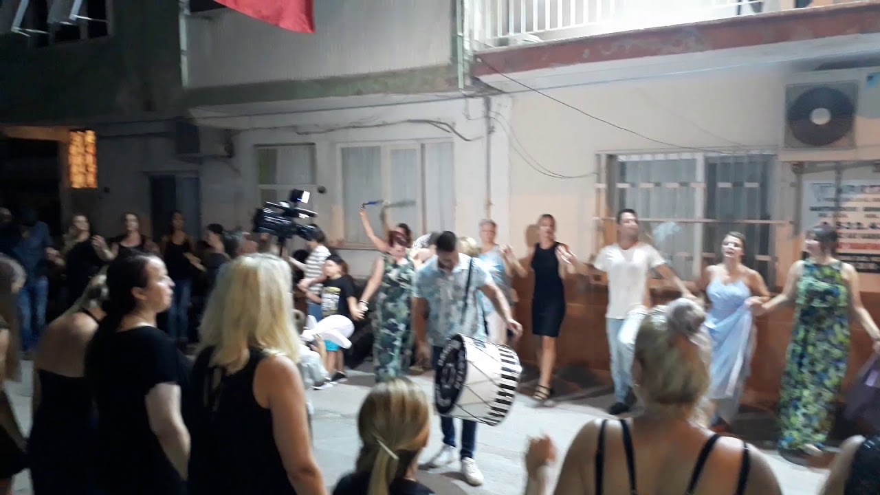 Sertan ve orkestrası imbatlı mahallesi Menlisa