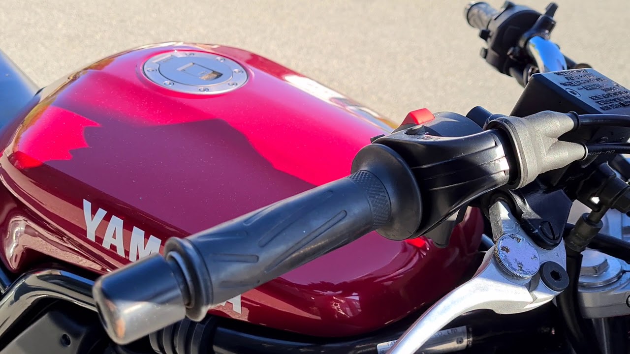 Yamaha FZS 600 Fazer 1998 cold engine start and walkaround