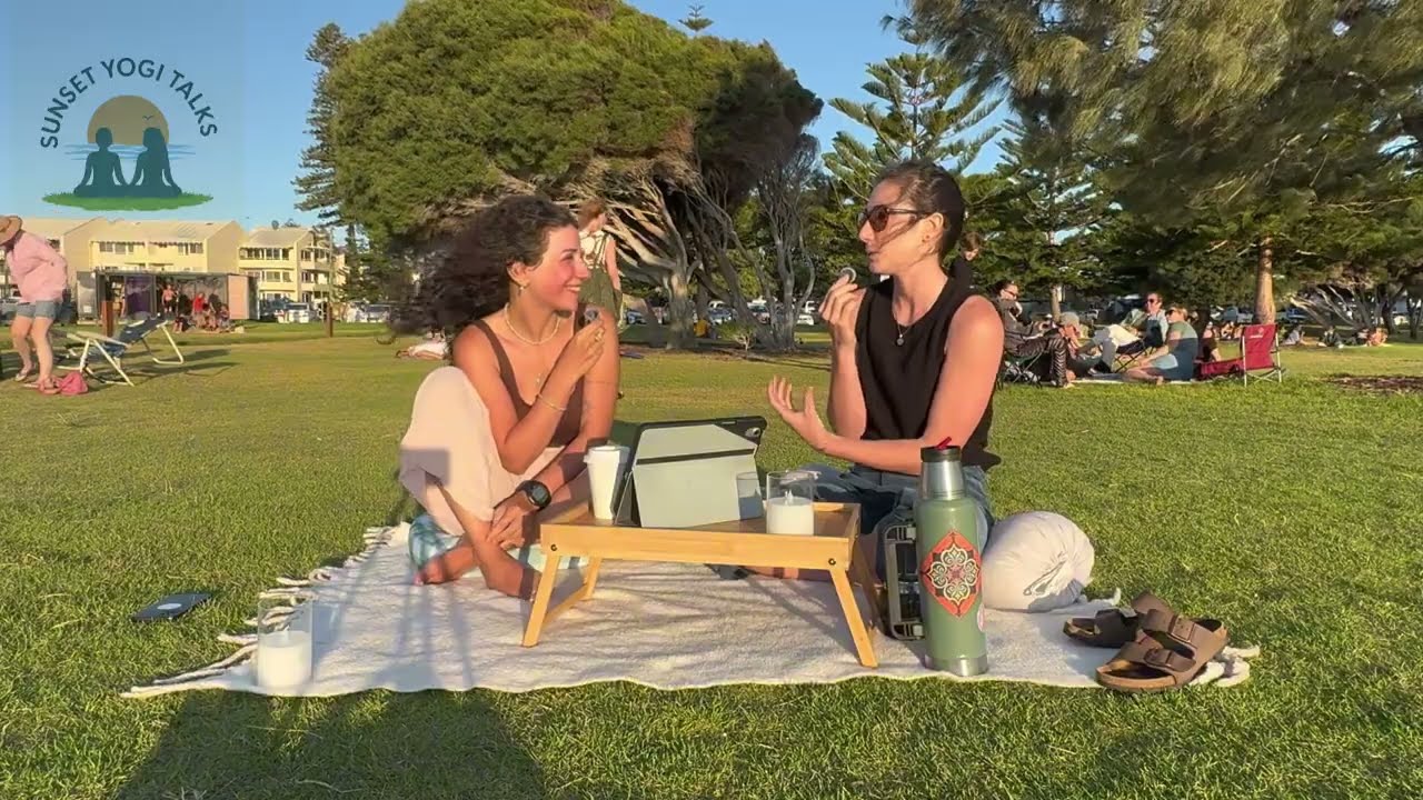 Sunset Yogi Talks – Sunset, Yoga & Life Lessons with Lucia La Ginestra 
