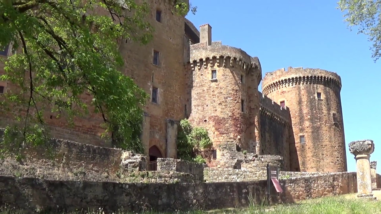 1001 Escapades: Château de Castelnau-Bretenoux, Lot, (46)