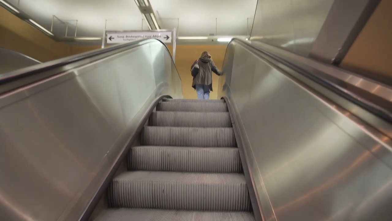 Grece, Athens, Ilioupoli Grigoris Lambrakis Metro Station, 3X escalator, 1X elevator @ night