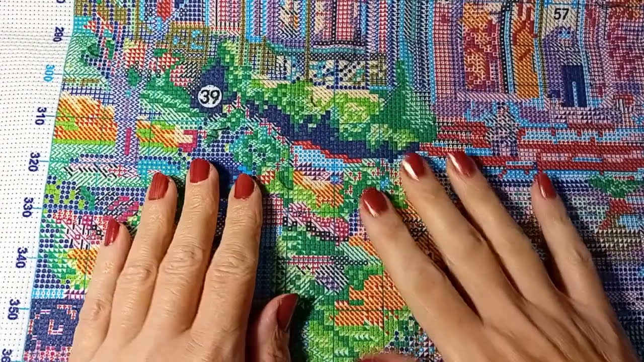Je commence cette magnifique toile du château #pointdecroix #crossstitch