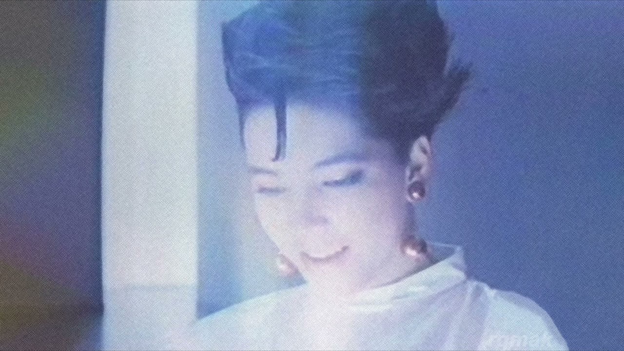 t e l e p a t h テレパシー能力者 -  表面の下に愛 (sped up)