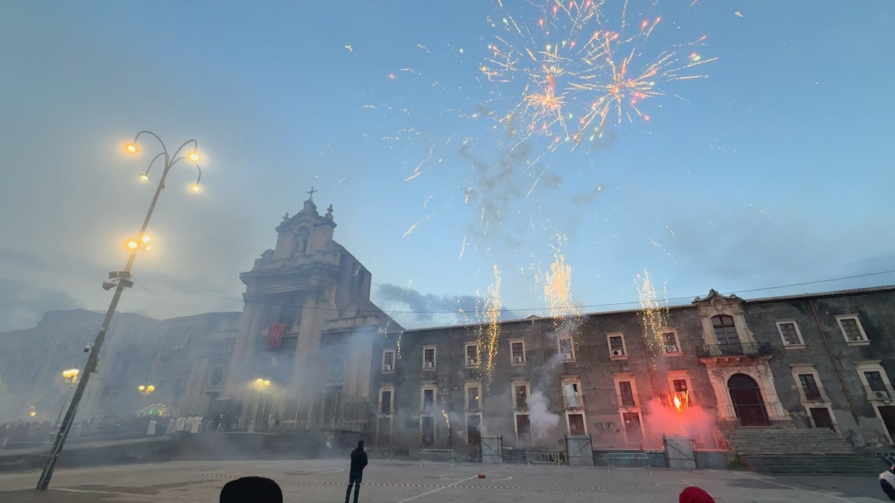 Festa di S. Agata ‘26 - Catania. Fuoco in piazza Carlo Alberto 