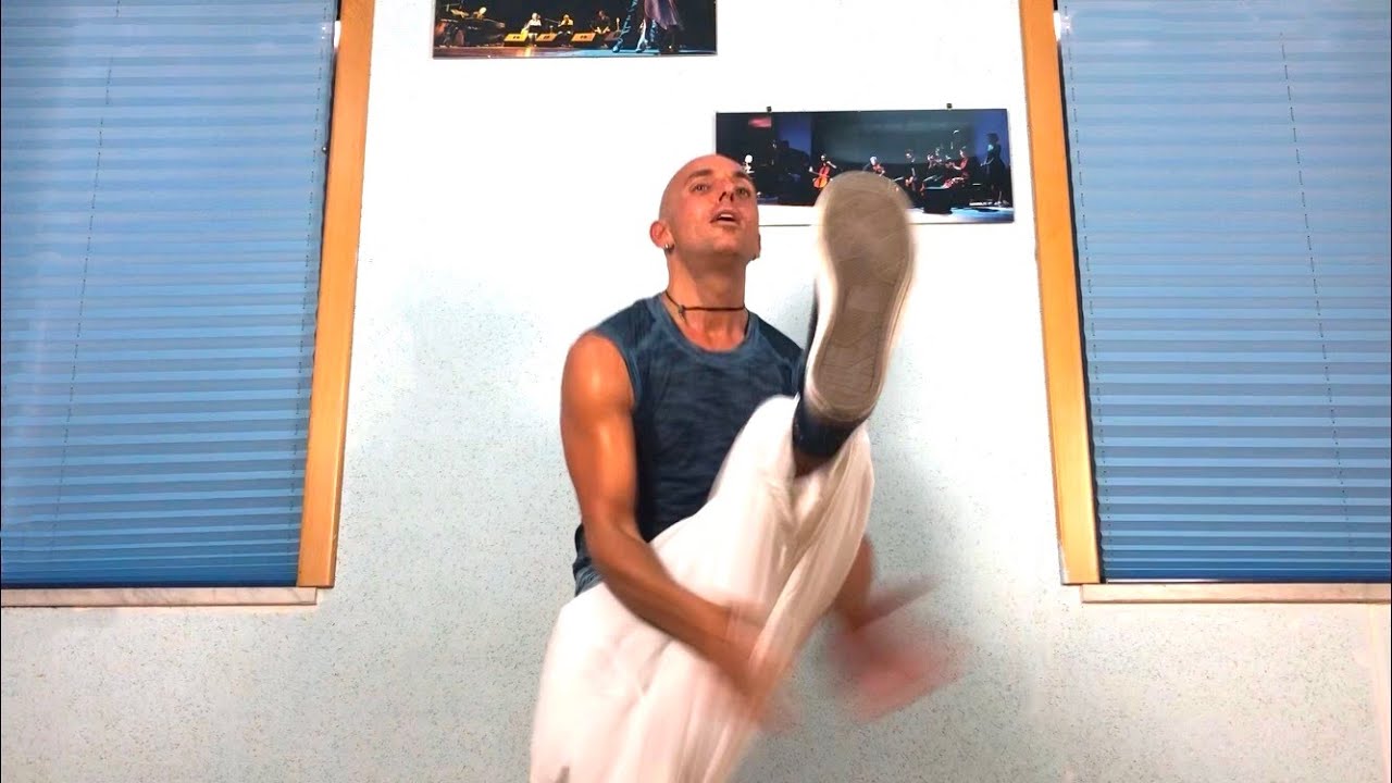 BODY PERCUSSION - 