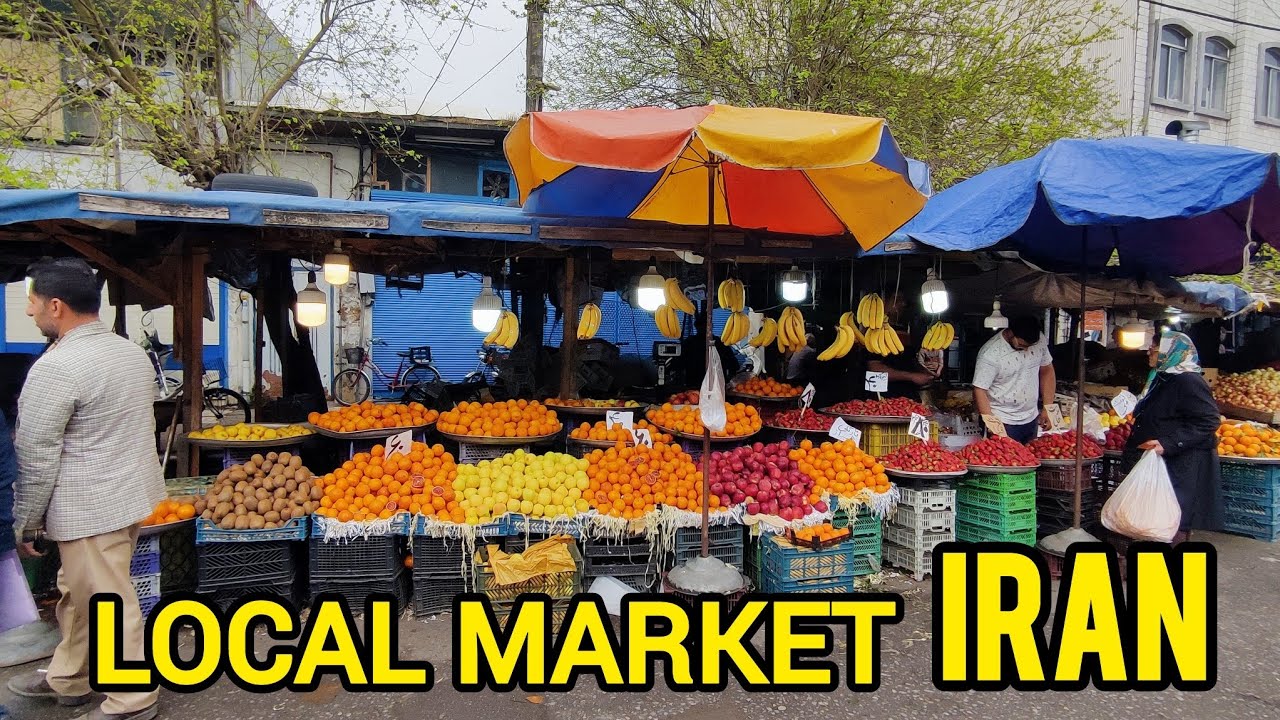 Local market in Anzali port, Iran.شنبه بازار انزلی