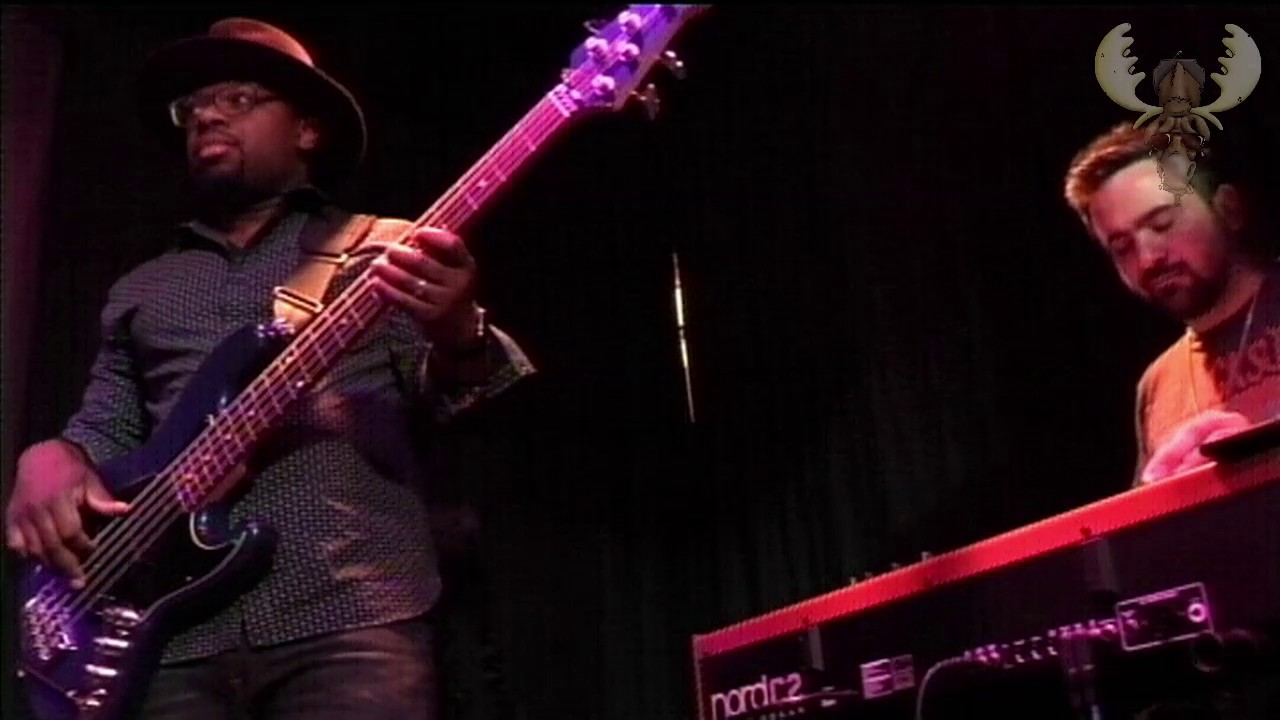 Davy Knowles - Gov't Row -  Live at bluesmoose radio