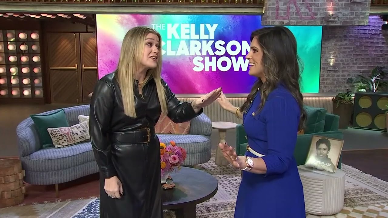 Singer Kelly Clarkson Moves Her TV Show To New York