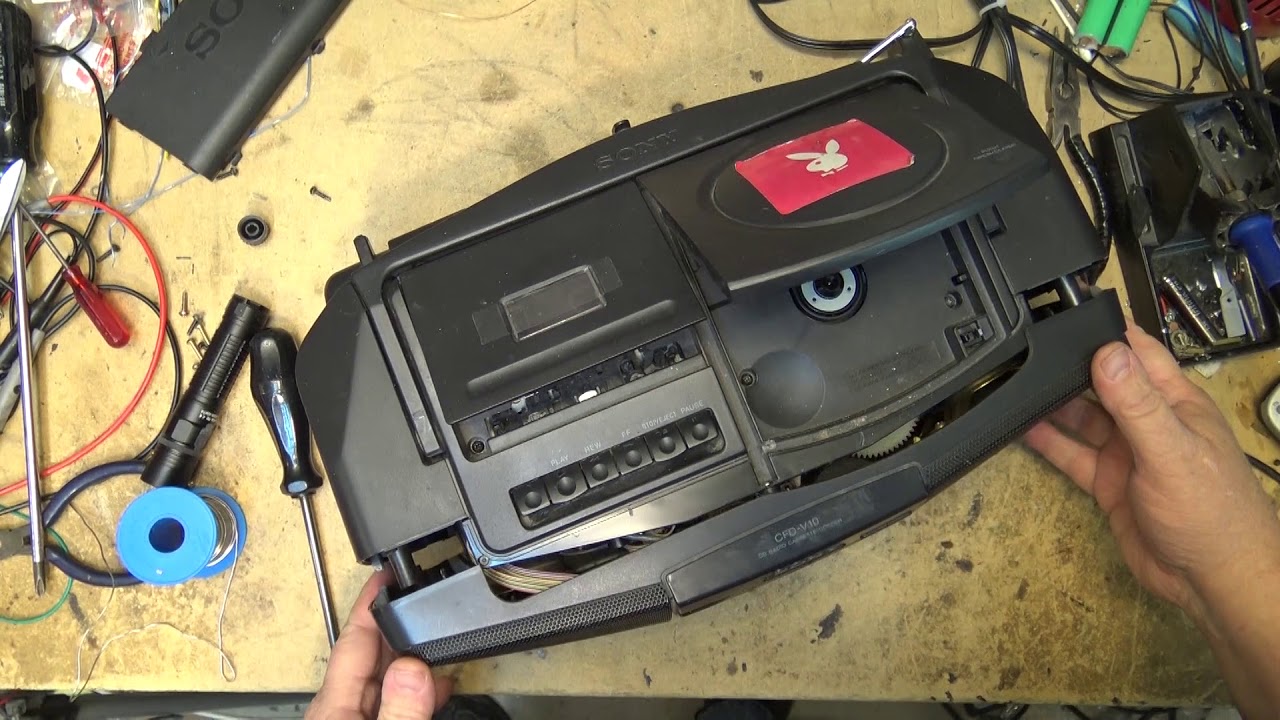 Sony CFD V10 Portable CD Radio Recorder No power