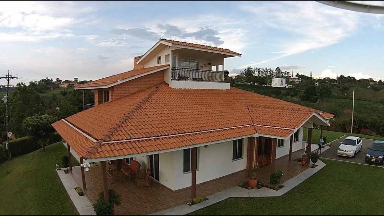 INCOMPARABLE Casa Campestre Sector Cerritos Pereira Para Venta
