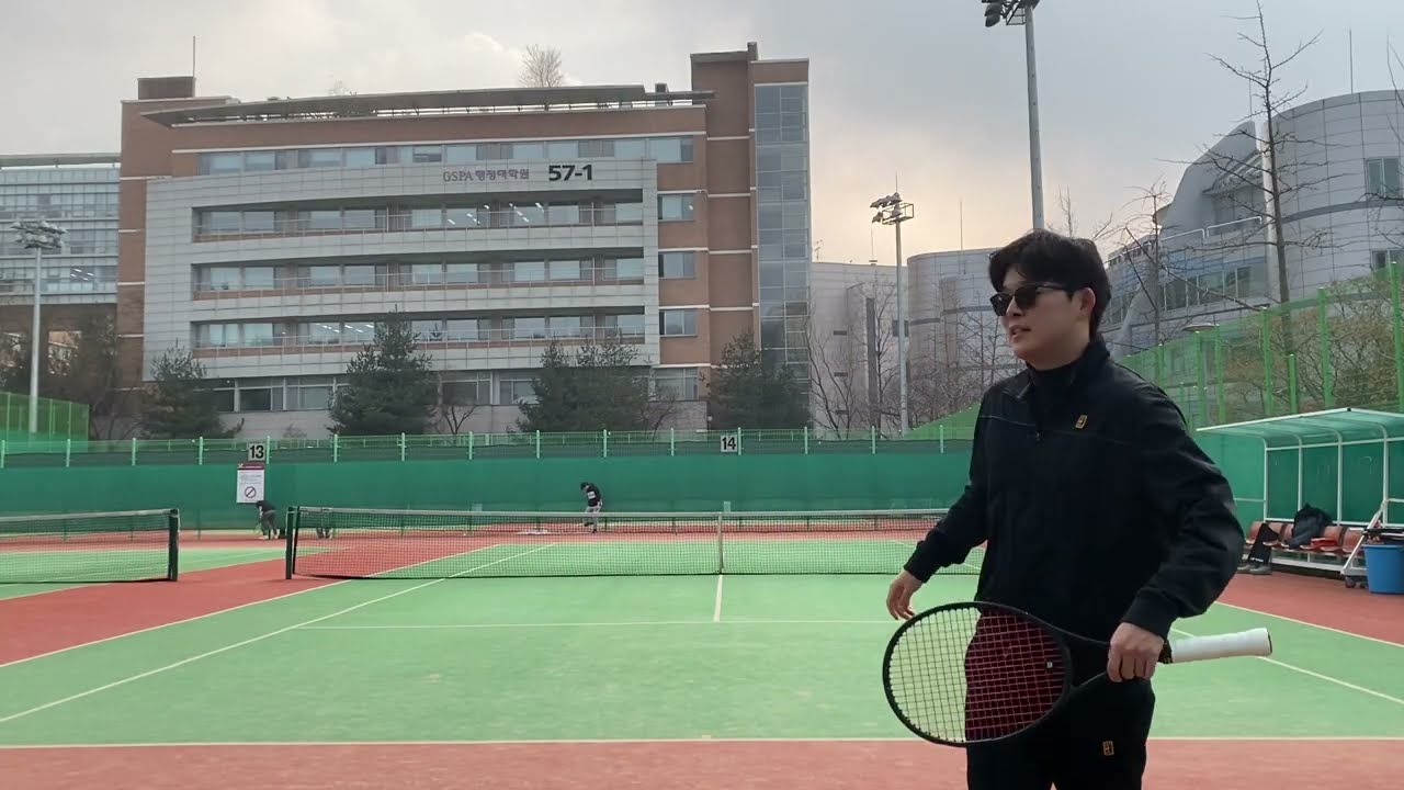 단식 테니스 vs 중곤이형  1.몸풀기 [서울대 코트]
