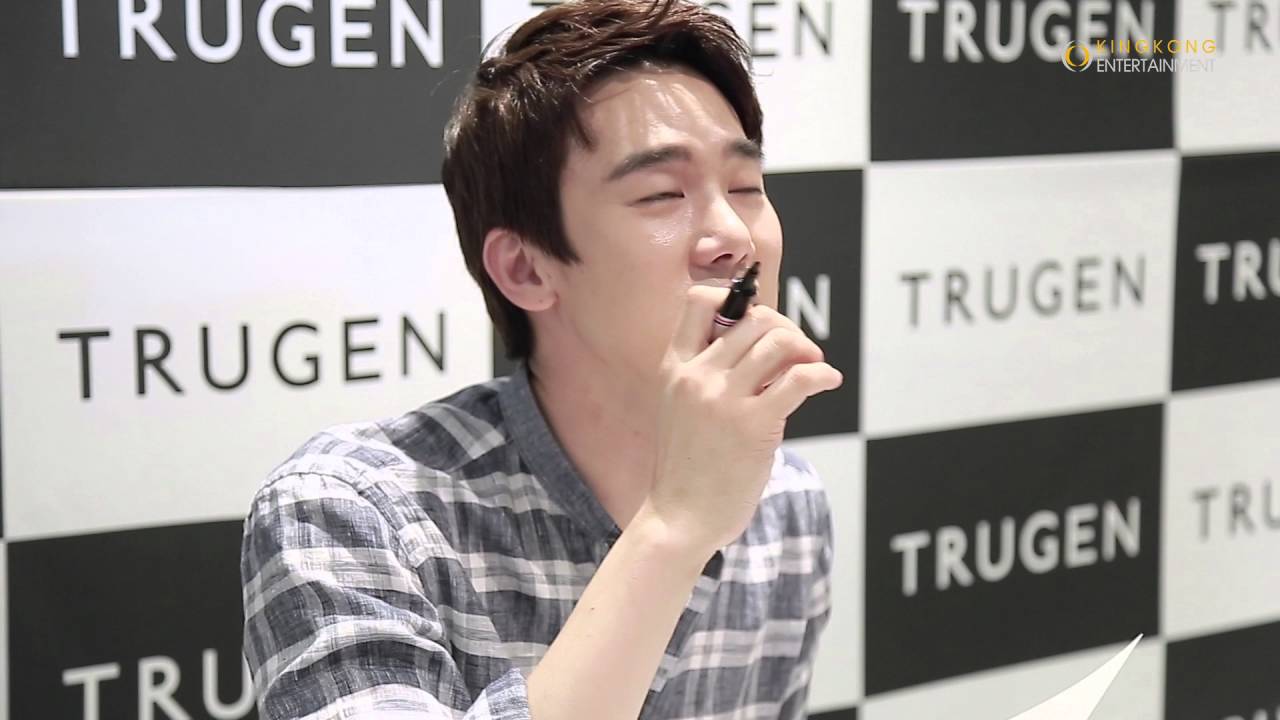 [배우 유연석] 트루젠(TRUGEN) 팬사인회 심쿵 현장